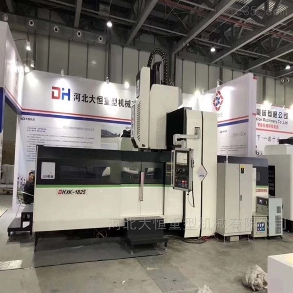 數控(kong)龍門加(jia)工中心(xin)